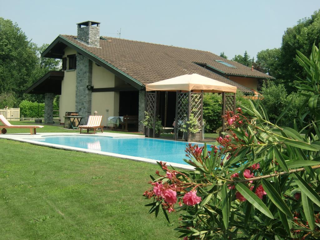 B&B Il Ciliegio Lomnago Dış mekan fotoğraf